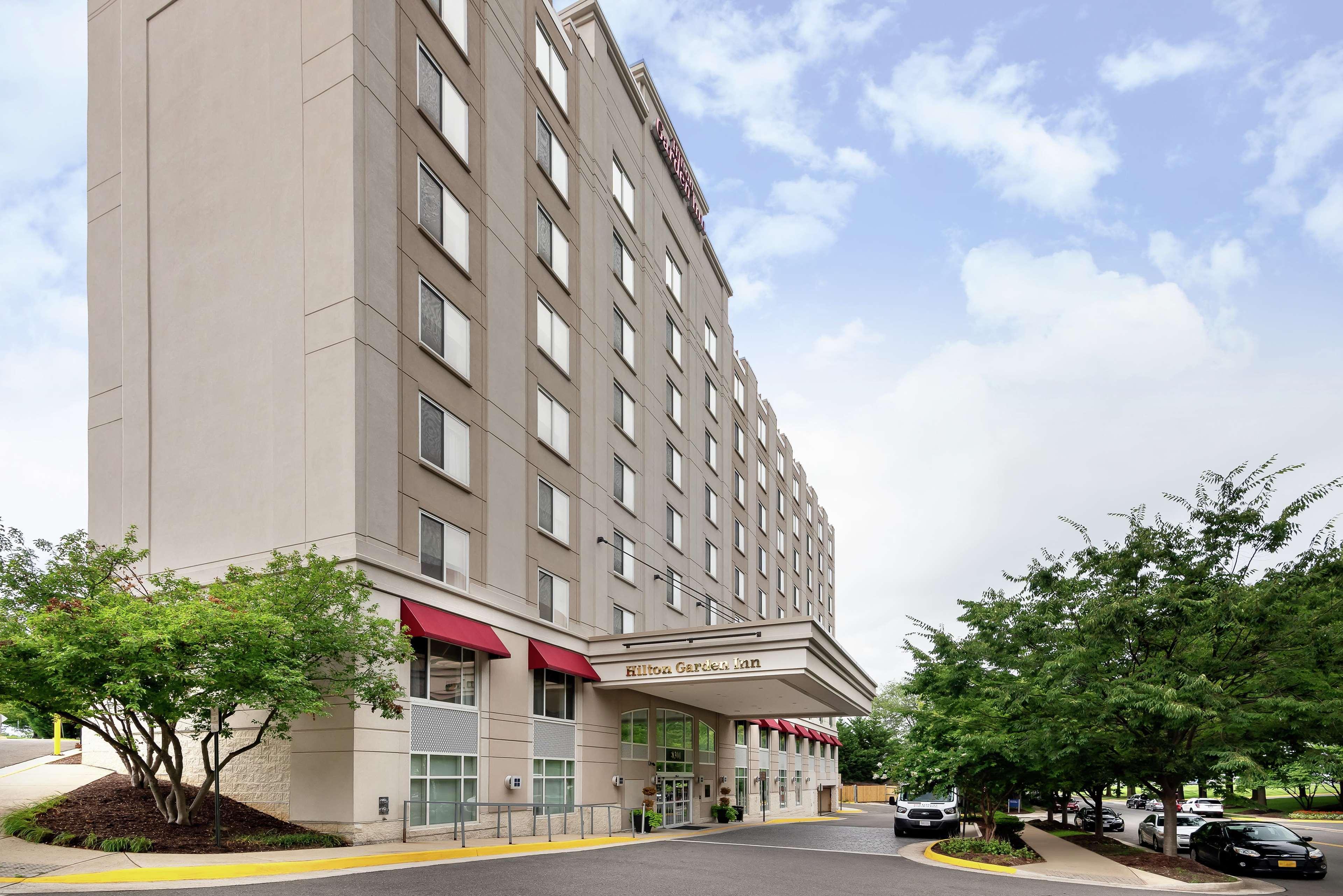 Hilton Garden Inn Tysons Corner Exterior foto