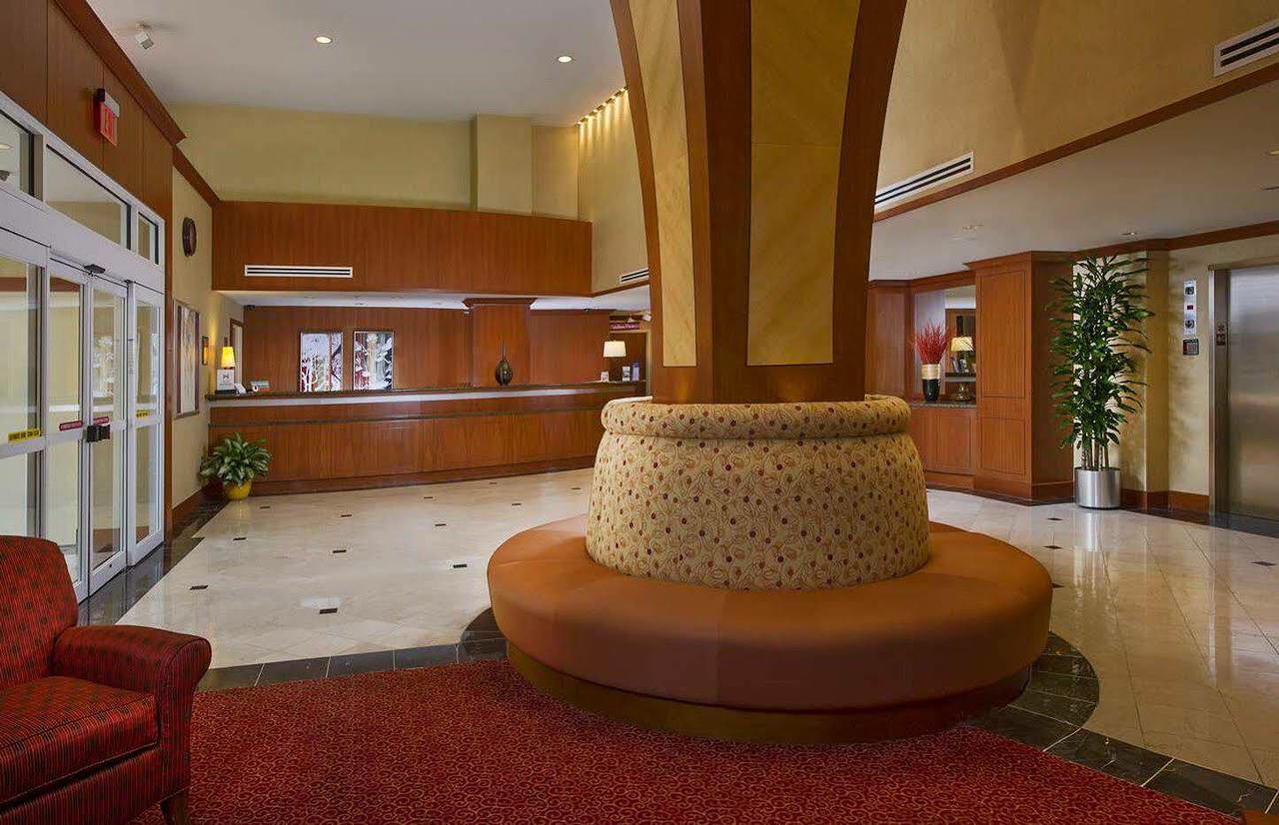 Hilton Garden Inn Tysons Corner Exterior foto